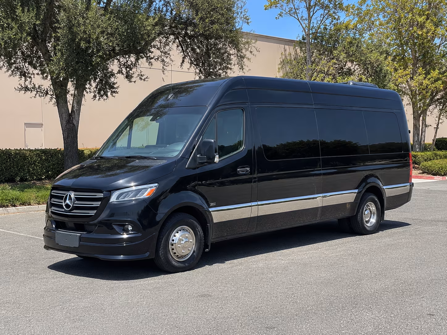 montebello employee transportation