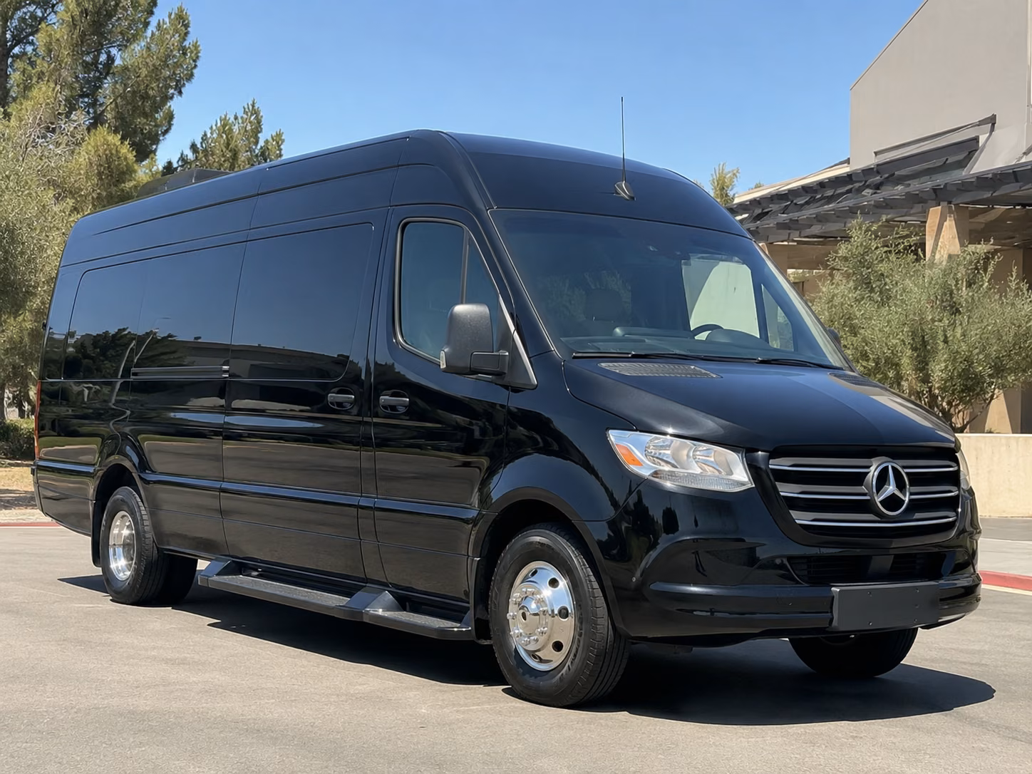 montebello long distance transportation onboard seating