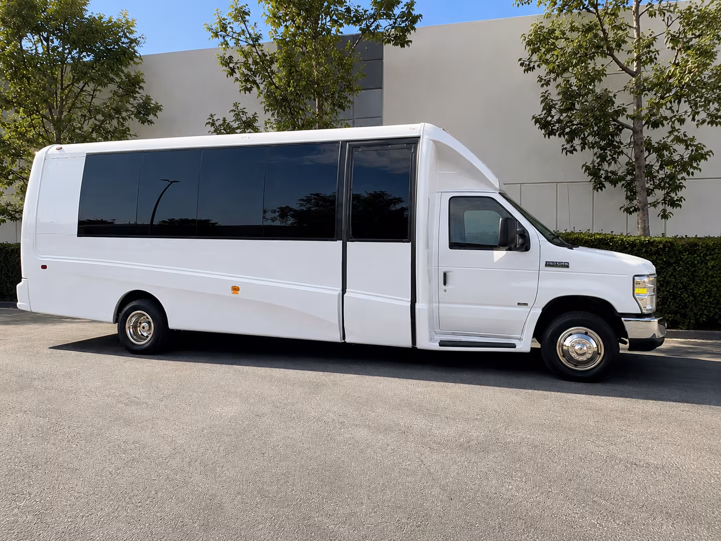 multi stop corporate bus rentals across the san gabriel valley