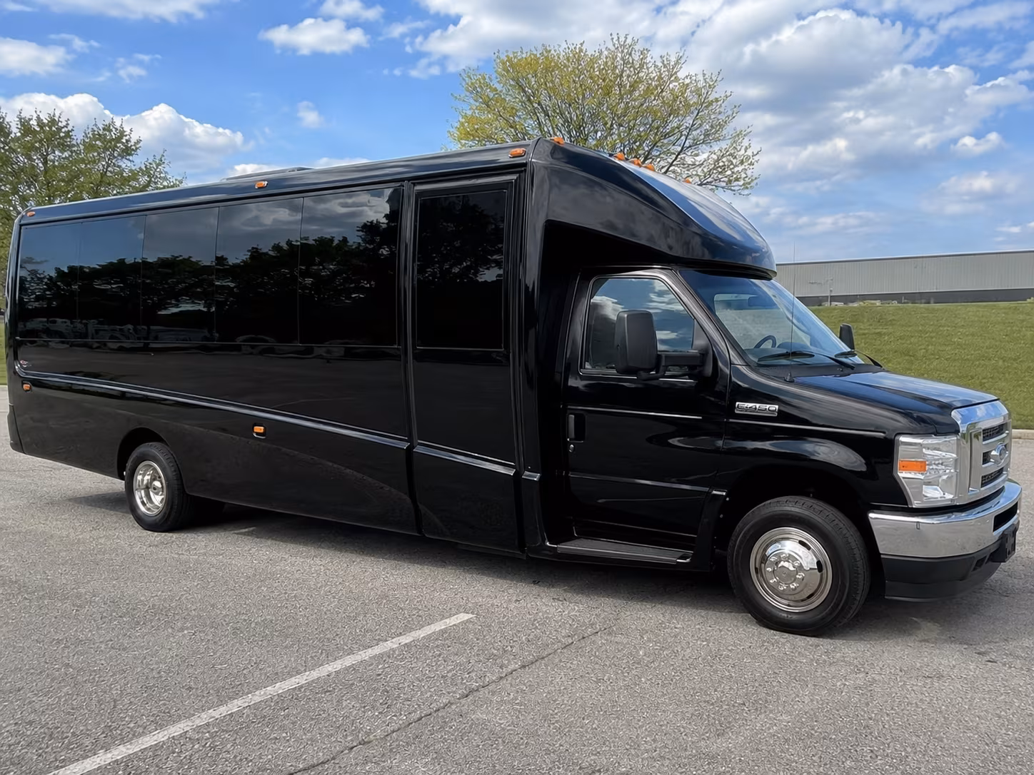 shuttle buses for multi venue concert nights and club crawls in east la